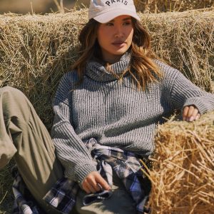 Shoreditch Cotton Blend Zip Sleeve Knit Sweater